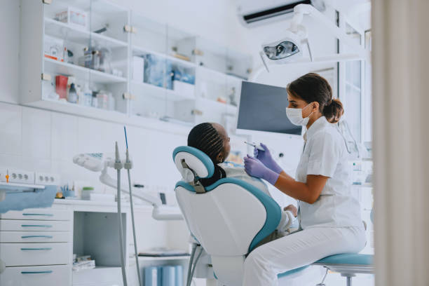 Best Periodontal (Gum) Disease Treatment  in Pine Knoll Shores, NC